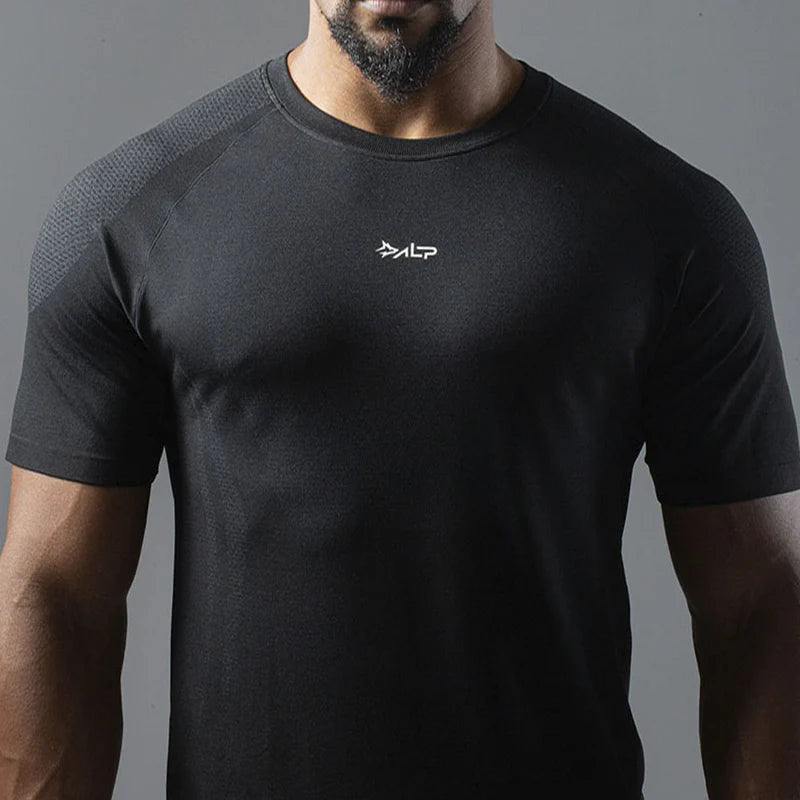 Kit Camiseta Apex + Bermuda Aerofit + Meia Performance 2